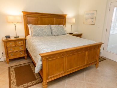 Siesta Key Vacation Rental Stroll to Siesta Village